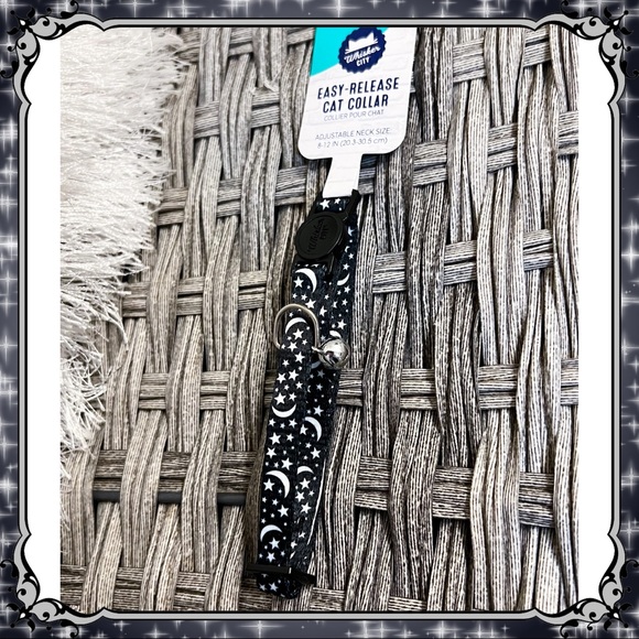 Petsmart Breakaway Moon Star Cat Collar Night Sky Black White Kitten Bell Dog XS - Picture 1 of 6